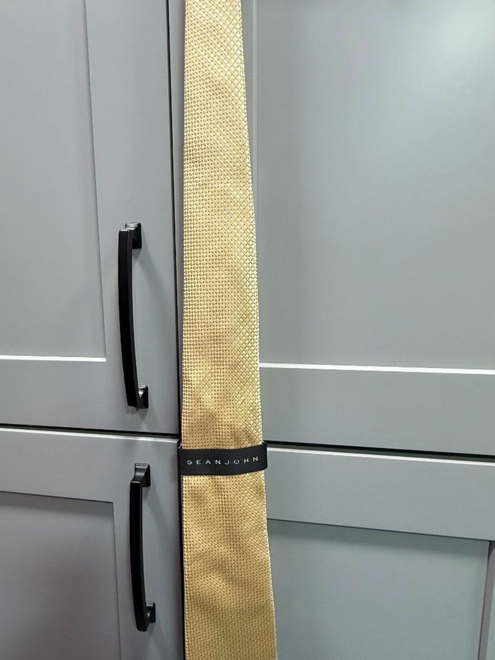 Sean John Bentley Gold Geometric 100% Silk Mens Tie $69.50 NWT